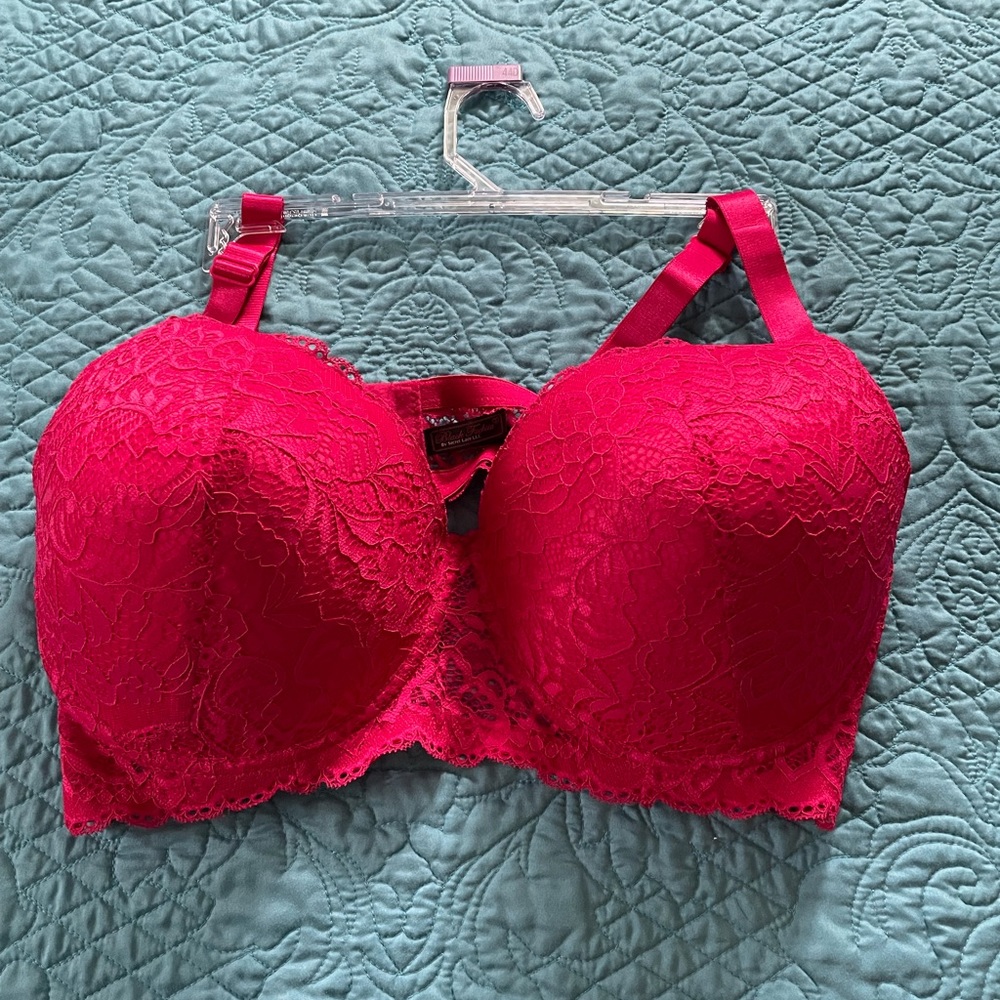 Bright pink bra 44D nwot